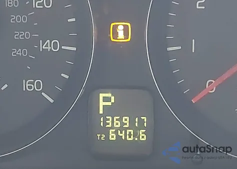 2009 Volvo S40 2.4I из США, поврежденный, VIN YV1MS382092458782